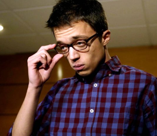 Errejón habría tratado de financiar su partido mediante fondos fraudulentos