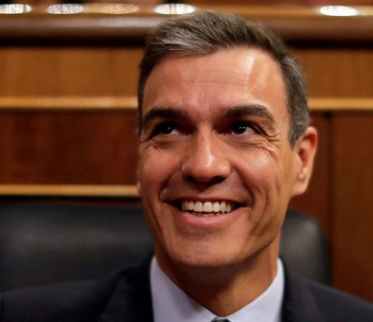 El gobierno del PSOE alaba la destitución de Álvarez de Toledo