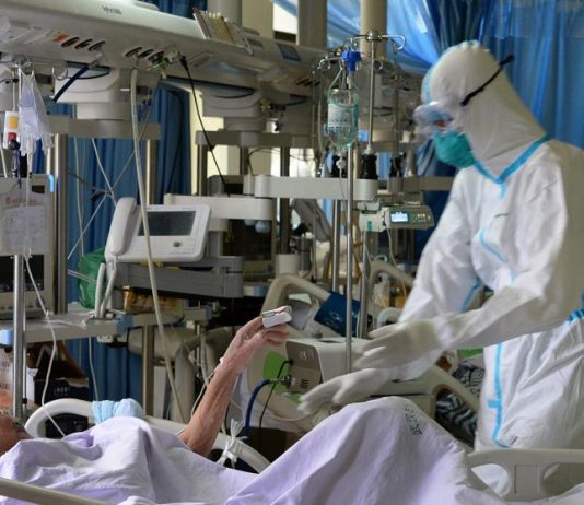 Los datos confirman que Sanidad no dió a conocer el verdadero número de contagios: España siempre fue por delante de Italia