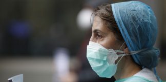 España no puede tratar a los enfermos de COVID: el Gobierno afirma que no compró suficientes medicamentos