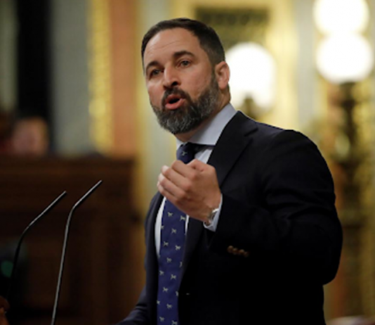 Vox exige que se aparte a Pablo Iglesias de la comisión que vigila al CNI