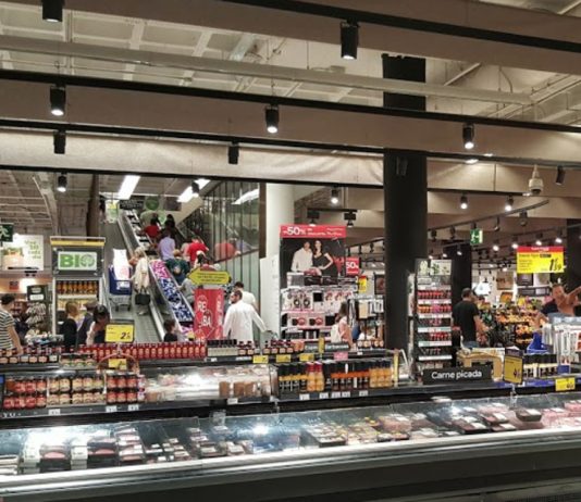 Carrefour rectifica: vuelve el castellano a Gerona
