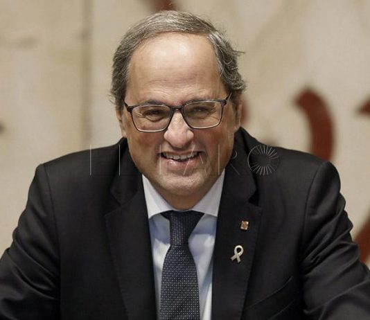 Desafío en Cataluña; los independentistas atacan al rey y afirman que crearán la “República Catalana”