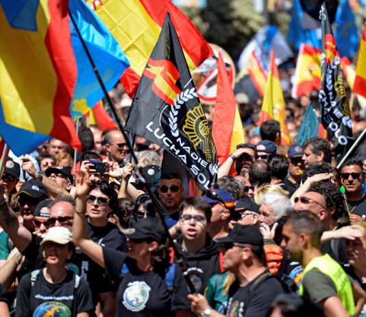 Policía y Guardia Civil se manifestarán en contra del Gobierno por las condolencias de Sánchez al preso de ETA