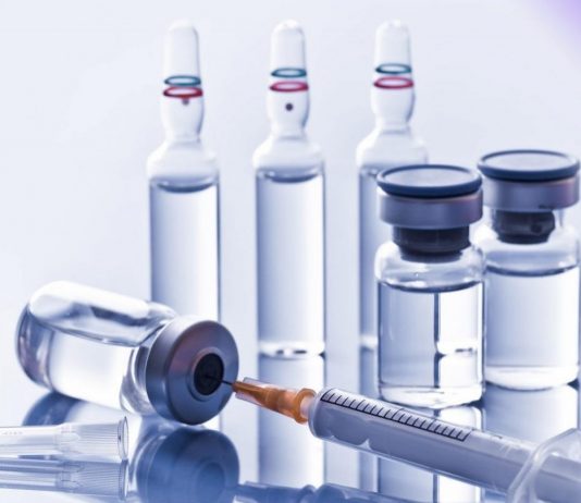 Expertos médicos británicos confirman que se habría encontrado una vacuna segura contra el Covid-19